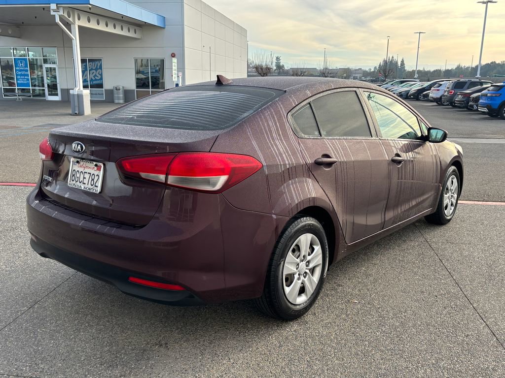 Used 2018 Kia Forte LX w/ LX Rear Camera Package image 5