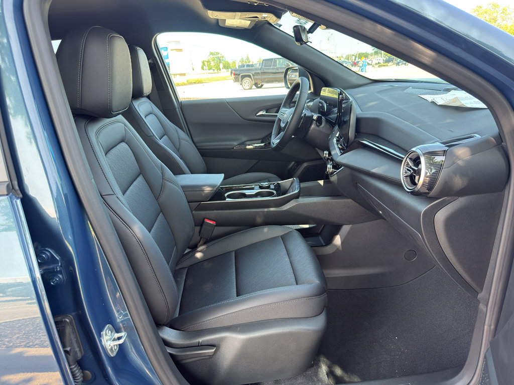 New 2026 Chevrolet Equinox LT w/ Convenience Package II AWD/4WD image 39