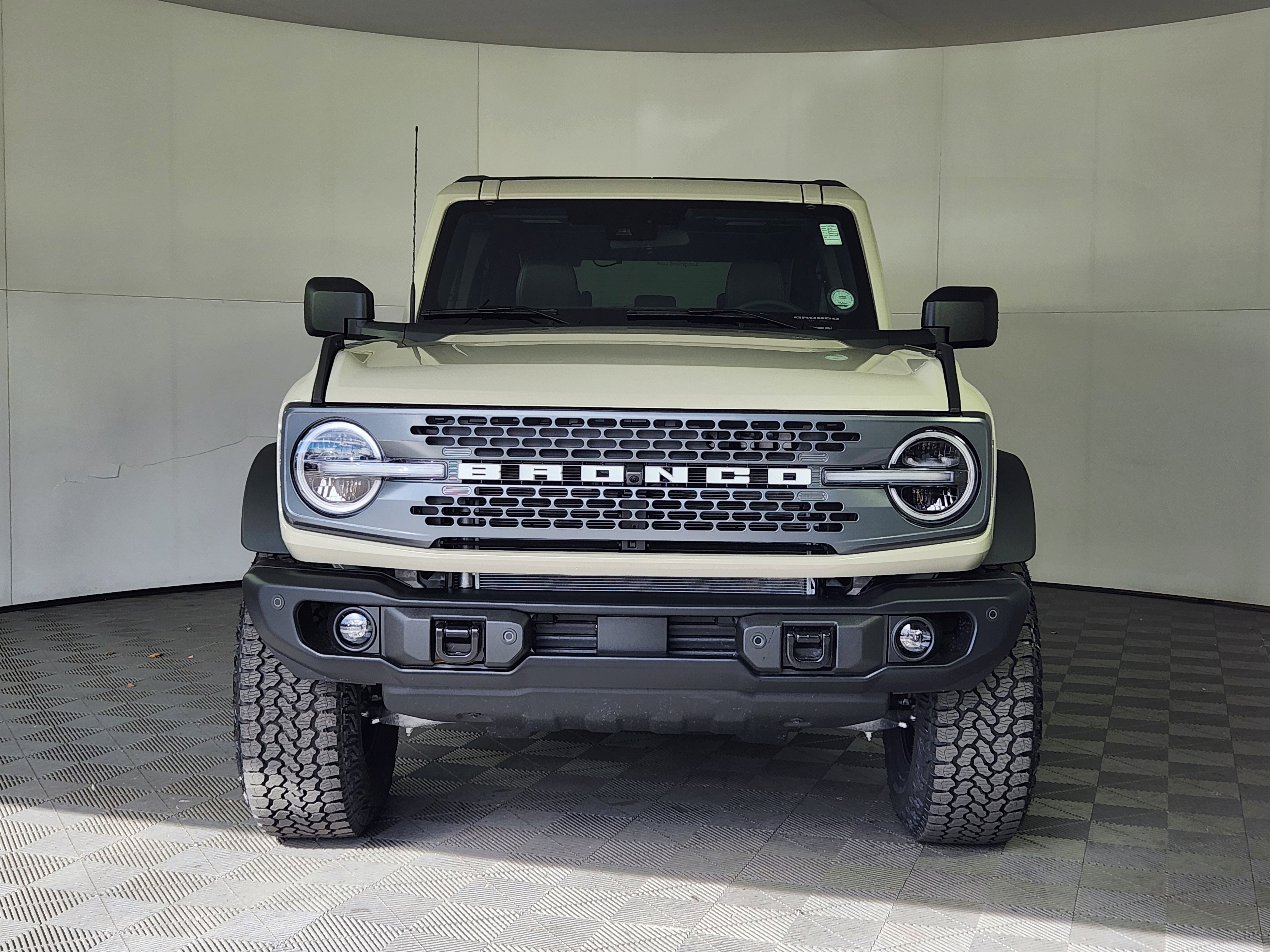 New 2026 Ford Bronco Badlands AWD/4WD image 2