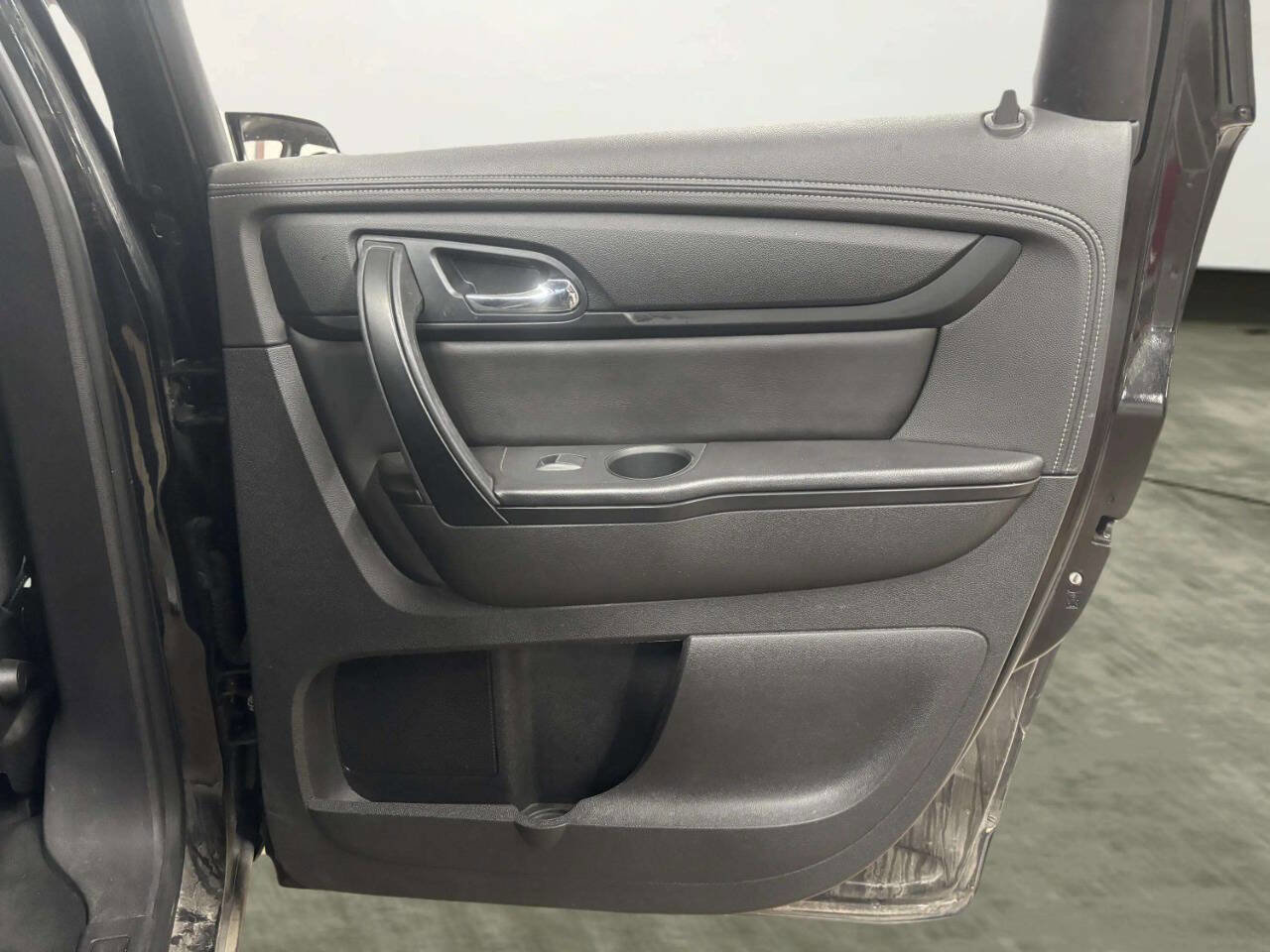 Used 2016 Chevrolet Traverse LT image 18