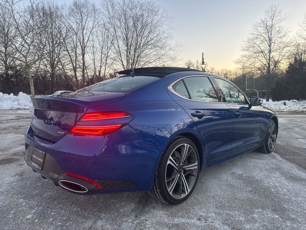 Used 2025 Genesis G70 2.5T w/ Sport Prestige Package image 8