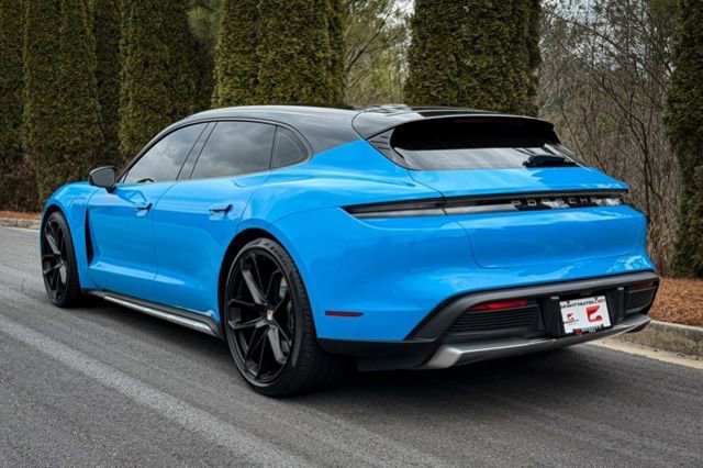 Used 2022 Porsche Taycan 4 Cross Turismo image 13