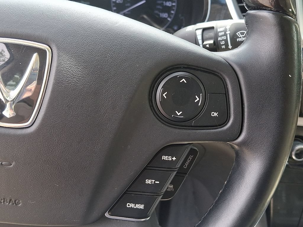 Used 2015 Hyundai Equus Signature RWD image 16
