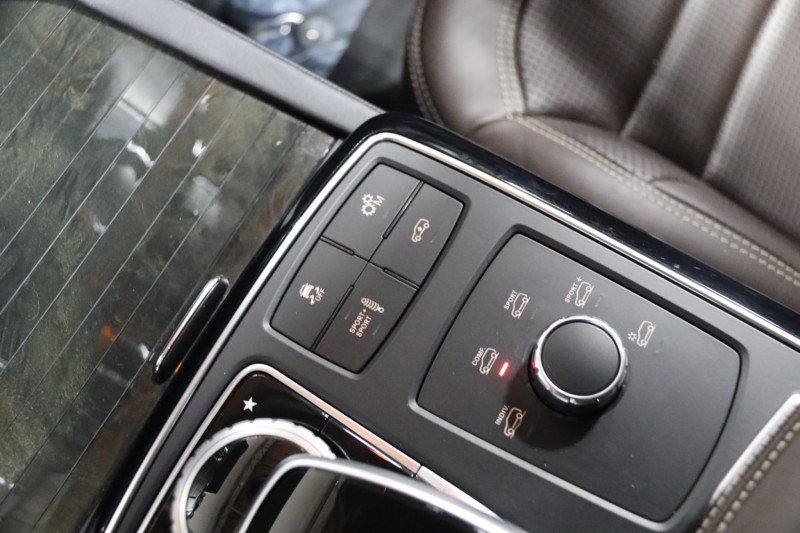 Used 2017 Mercedes-Benz GLE 63 AMG 4MATIC image 58