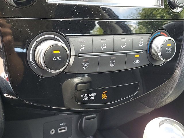 Used 2018 Nissan Rogue S image 21