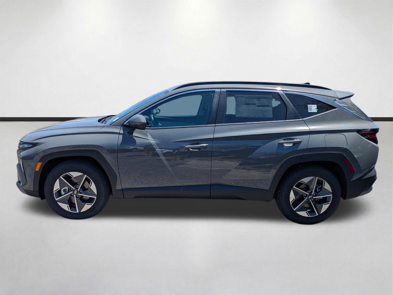 New 2026 Hyundai Tucson SEL Plus FWD image 8