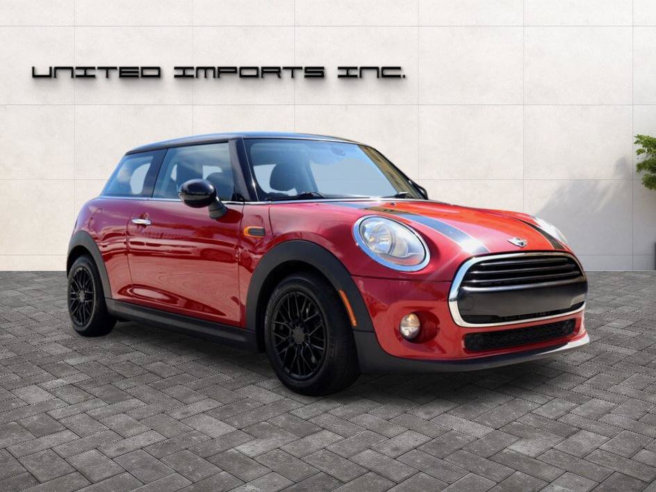 Used 2017 MINI Cooper 2-Door Hardtop FWD image 7