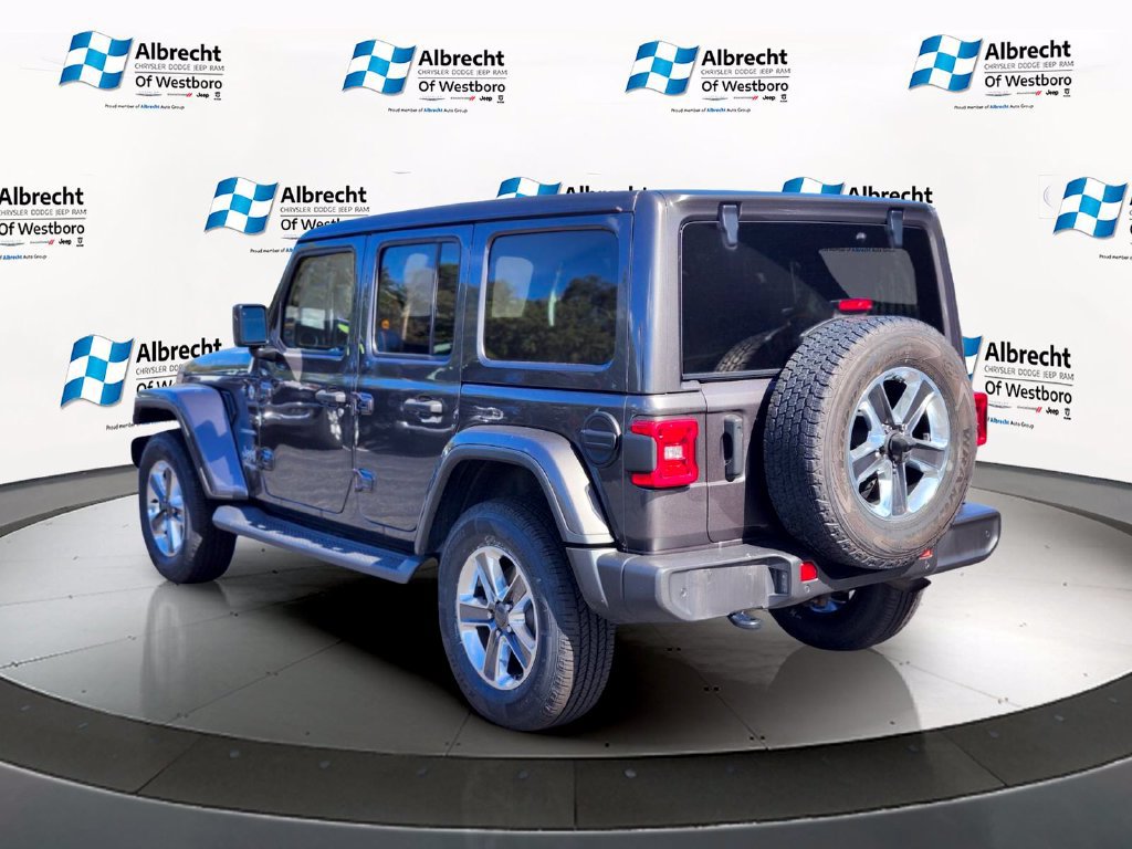 Used 2021 Jeep Wrangler Unlimited Sahara AWD/4WD image 3