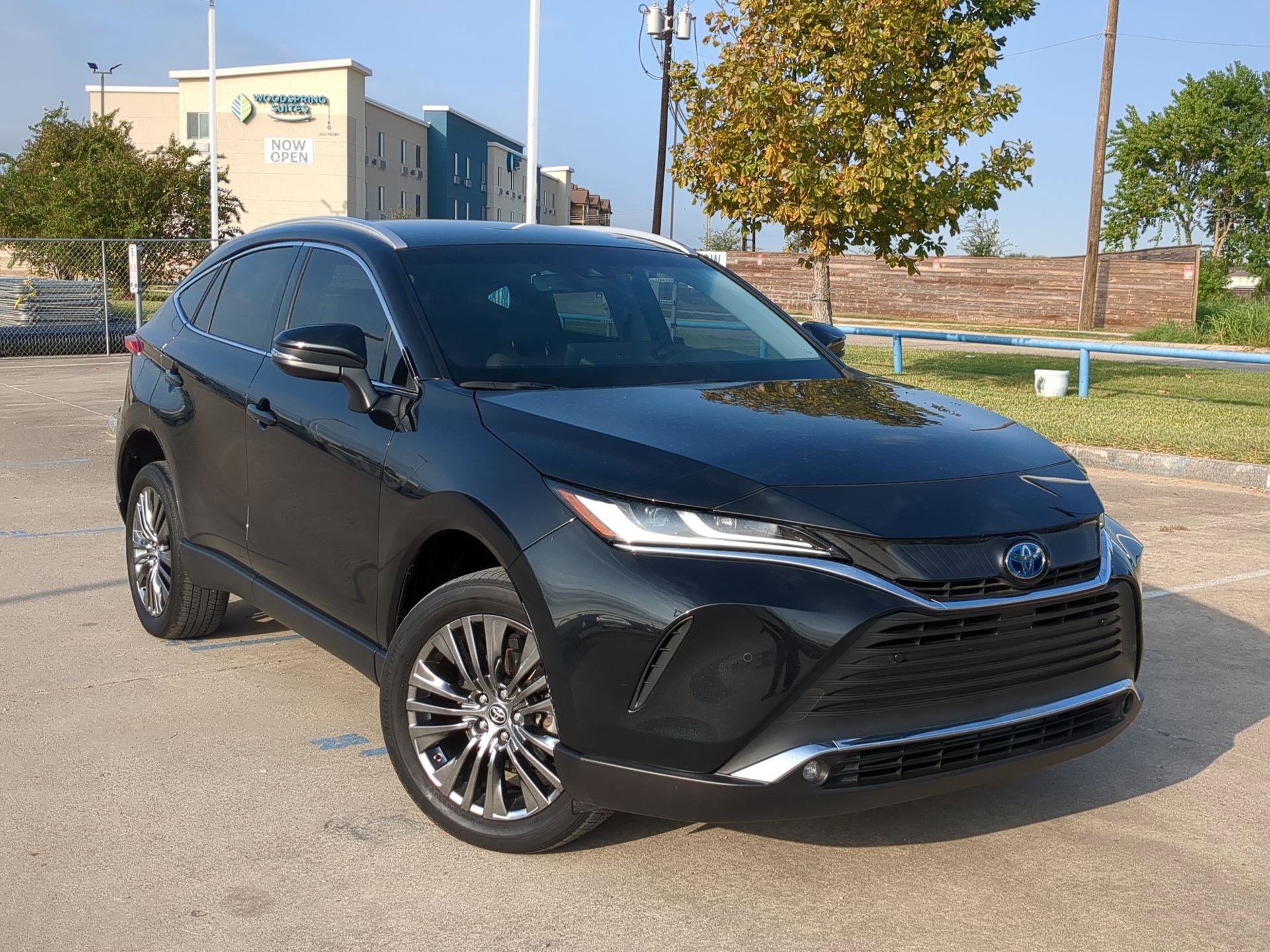 Used 2023 Toyota Venza XLE