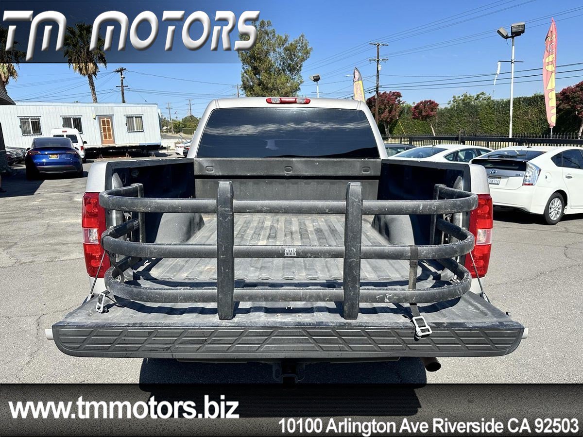 Used 2008 Chevrolet Silverado 1500 LT w/ Max Trailering Pack RWD image 6