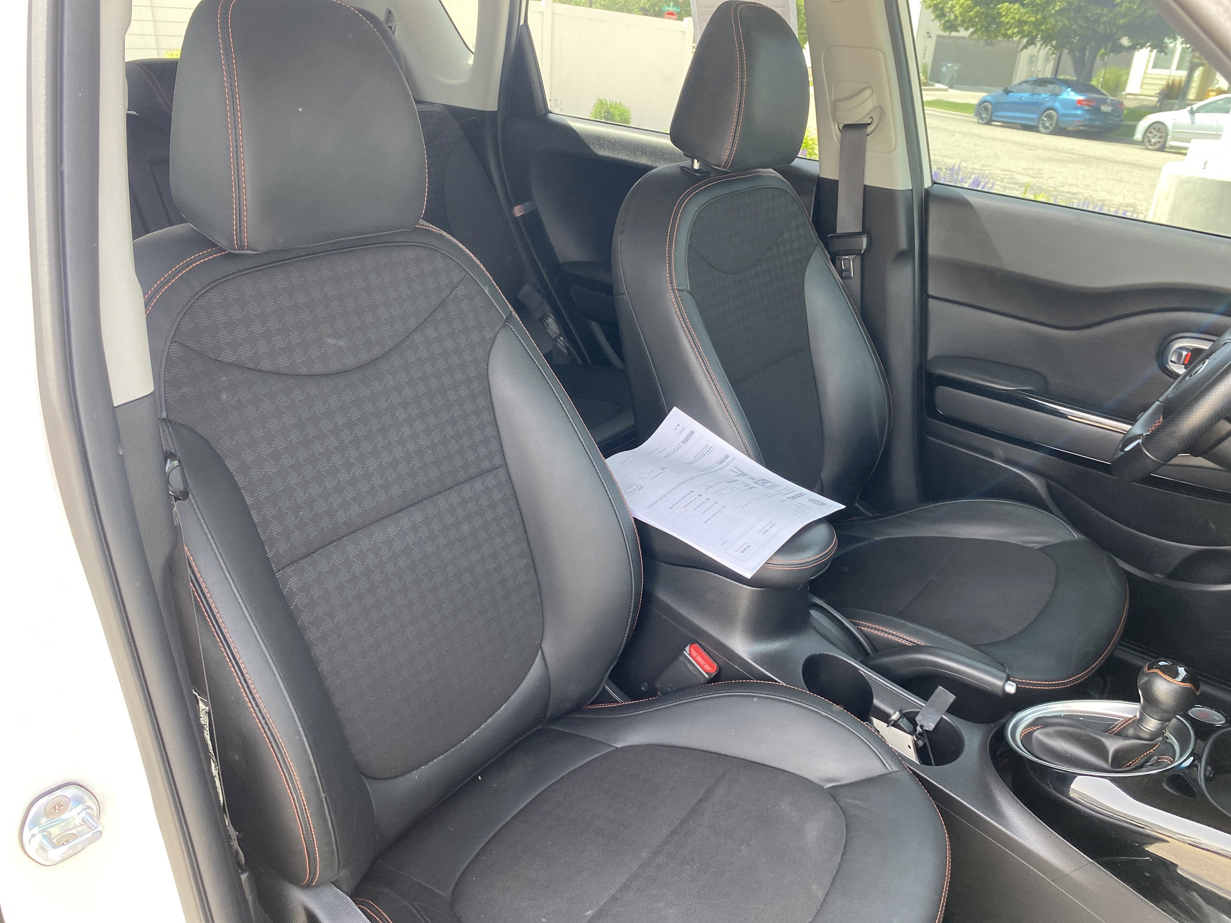 Used 2018 Kia Soul ! FWD image 21