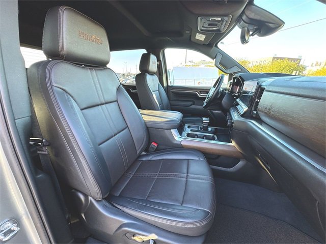 Used 2024 Chevrolet Silverado 1500 High Country w/ Technology Package image 28