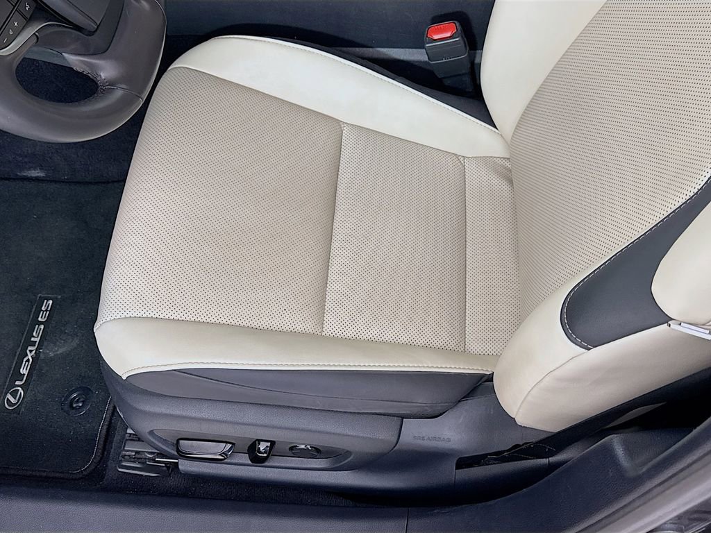 Certified 2023 Lexus ES 350 w/ Premium Package image 20