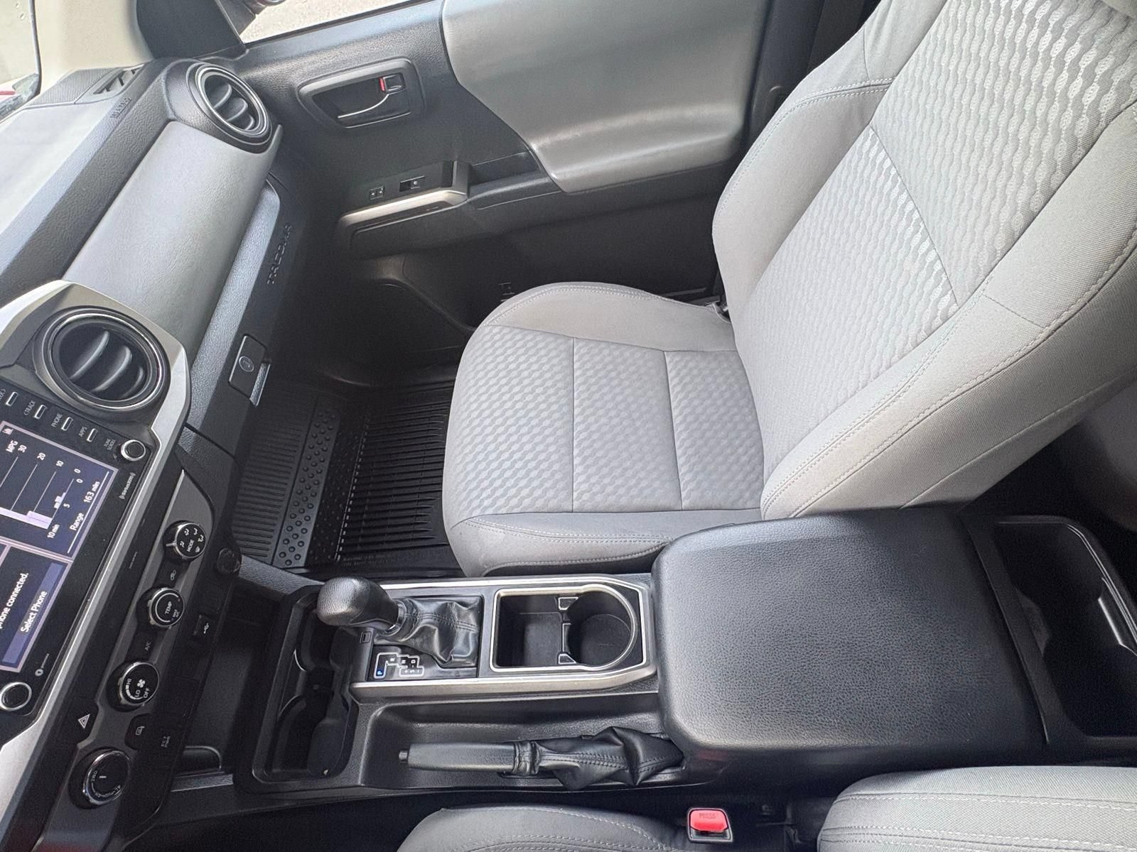 Used 2023 Toyota Tacoma SR5 AWD/4WD image 37