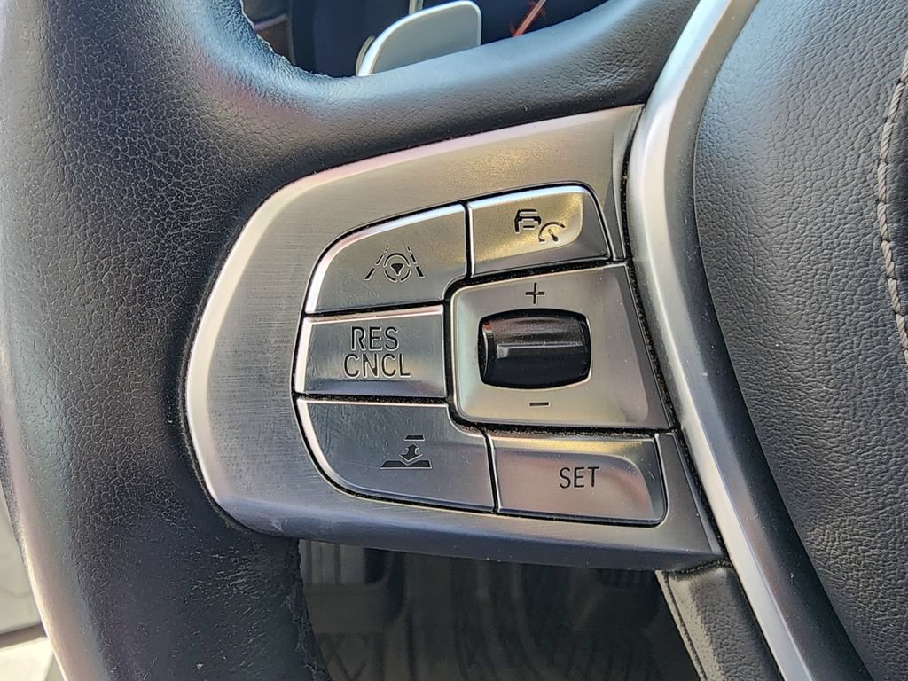 Used 2017 BMW 740i RWD image 19