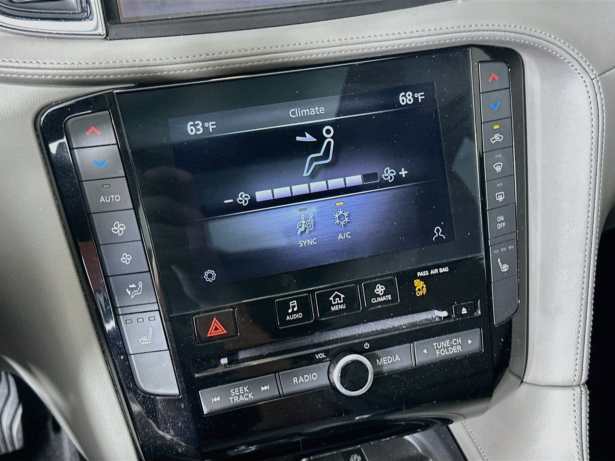 Used 2023 INFINITI QX50 Luxe FWD image 22