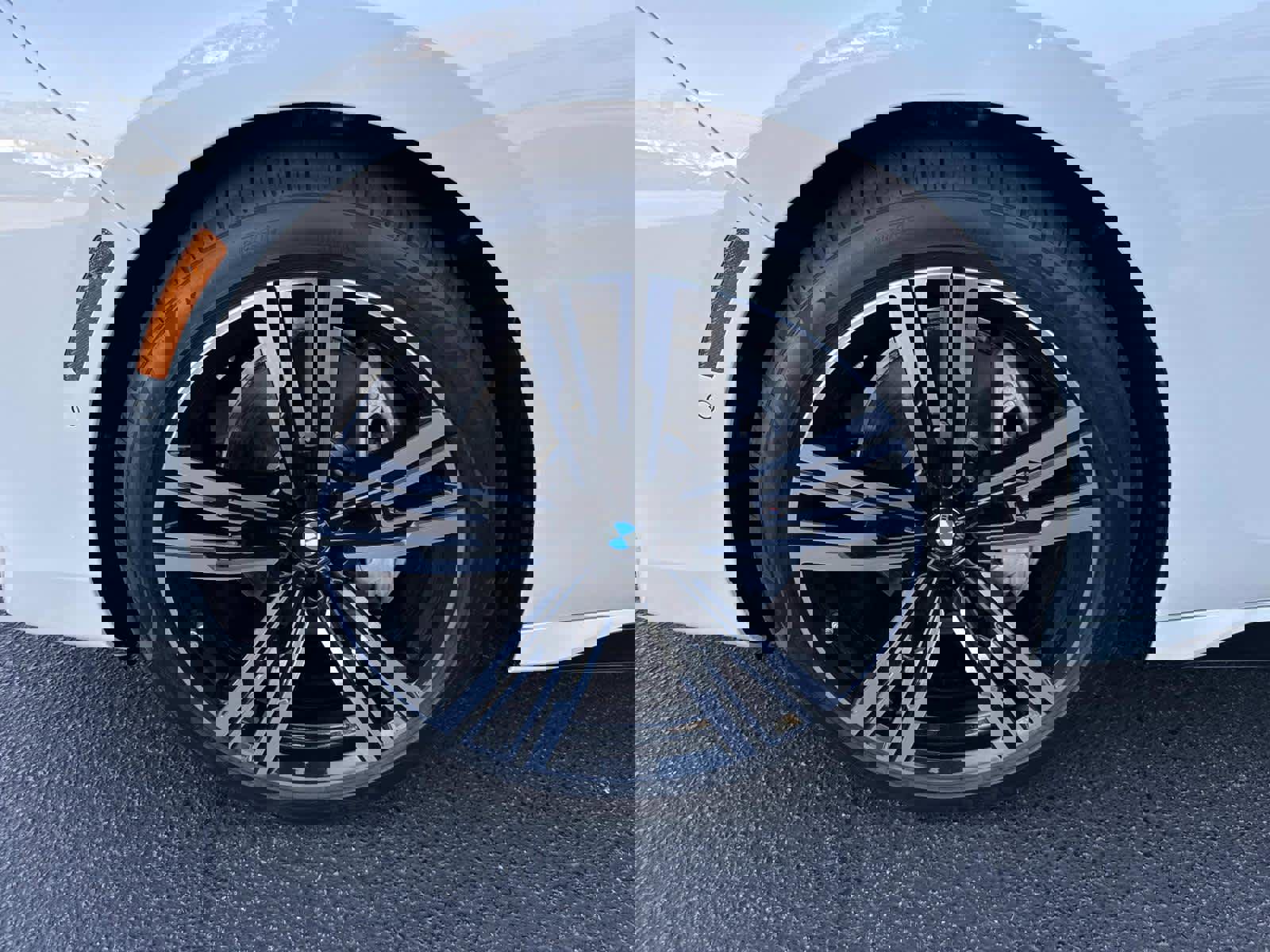 Certified 2025 BMW i7 eDrive50 w/ M Sport Package image 10