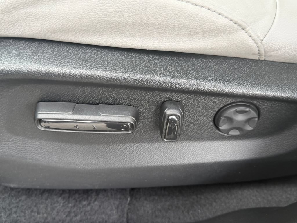 Used 2022 Honda CR-V EX-L image 20