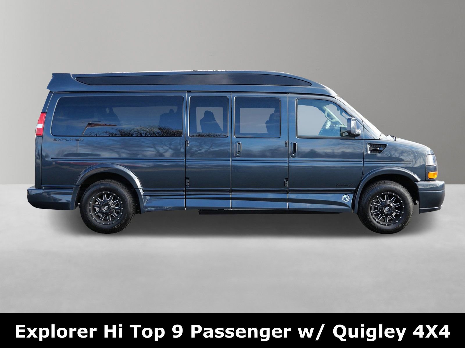 Used 2025 GMC Savana 3500 LT w/ LT Preferred Equipment Group image 5