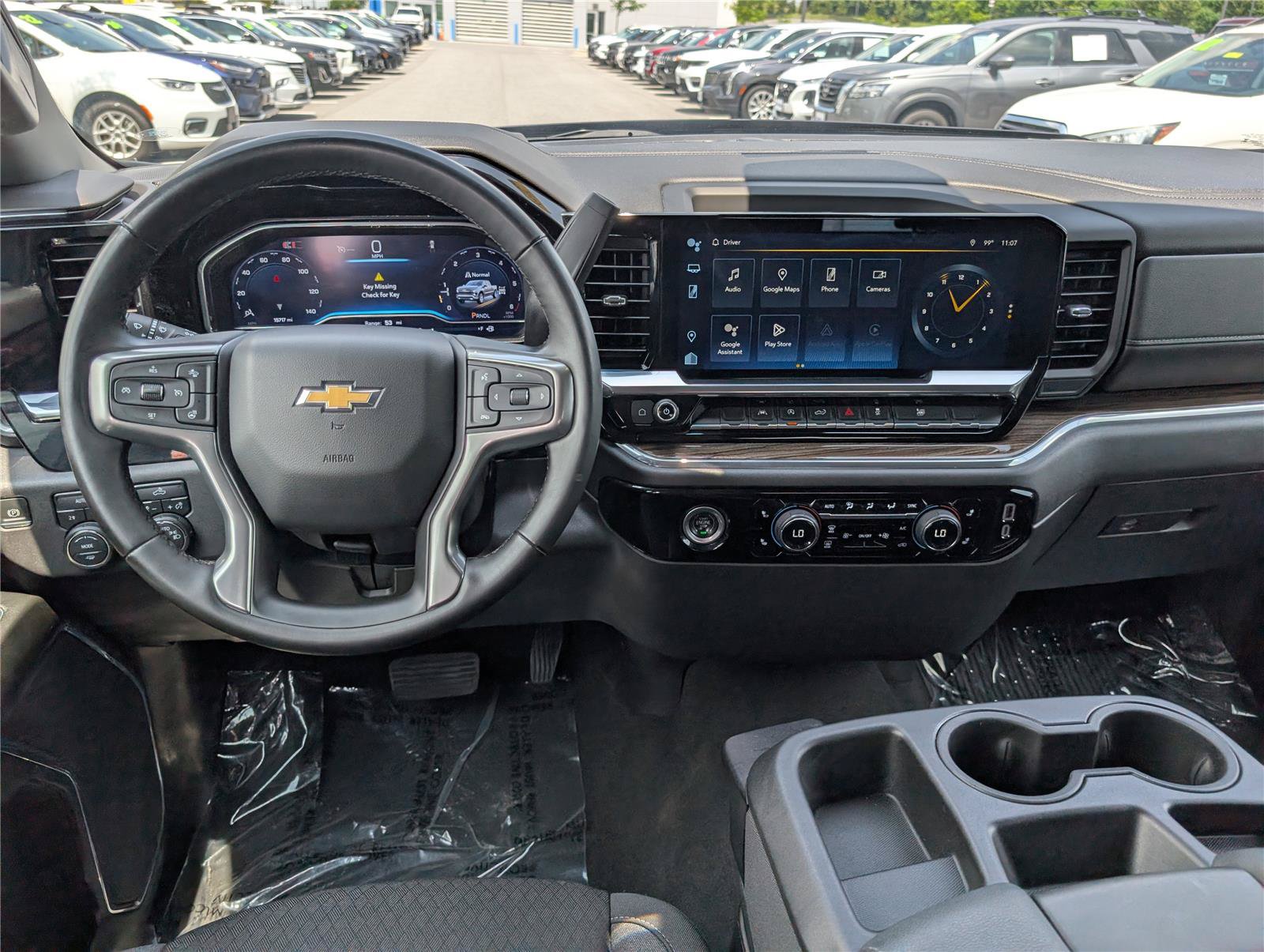 Used 2024 Chevrolet Silverado 1500 LT AWD/4WD image 16