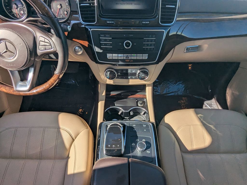 Used 2017 Mercedes-Benz GLS 450 4MATIC image 6