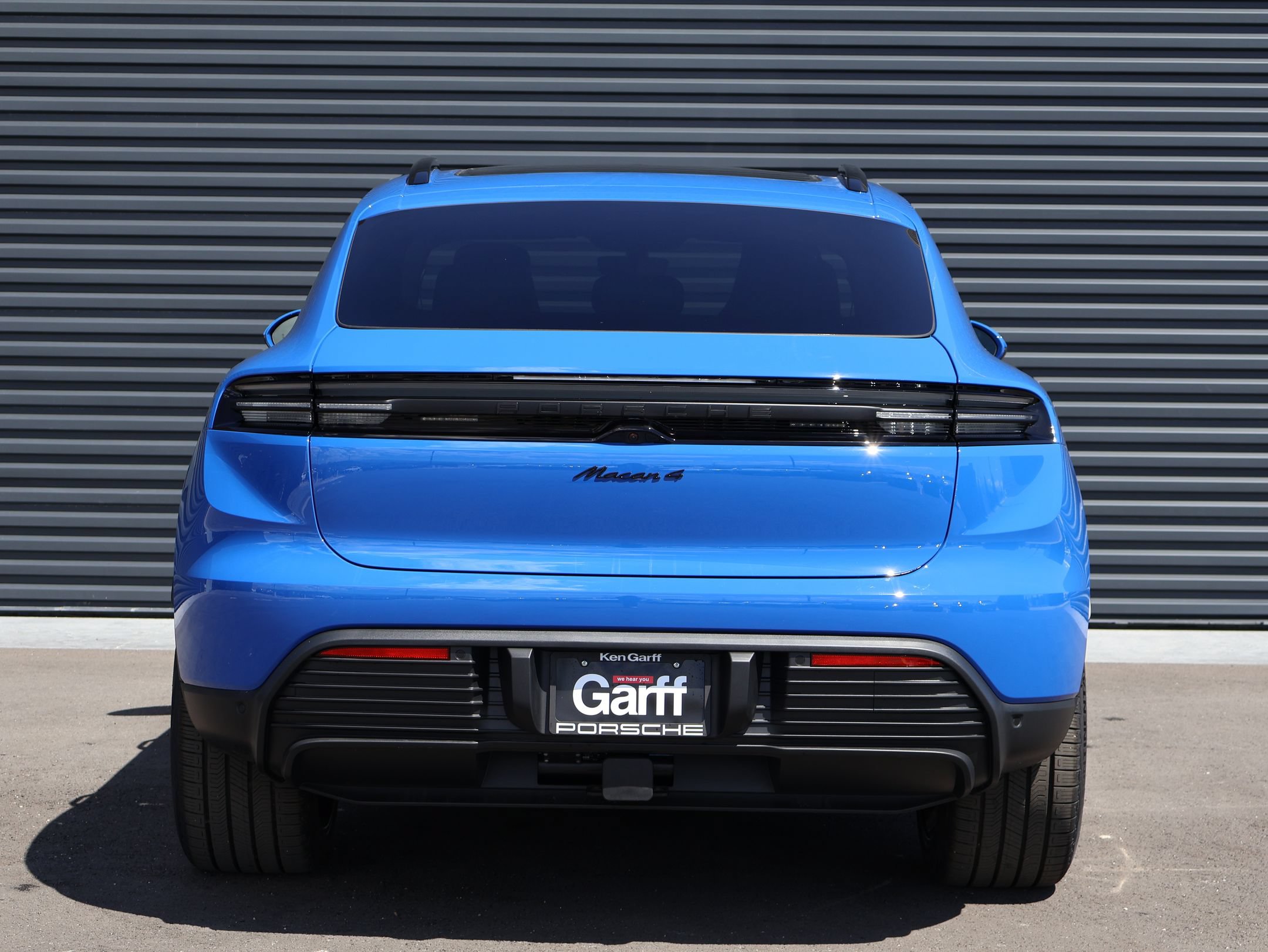New 2026 Porsche Macan 4 Electric AWD/4WD image 10