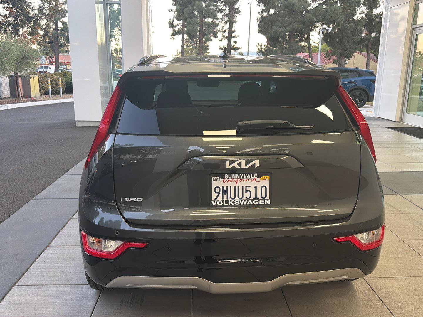 Used 2024 Kia Niro Wind FWD image 4