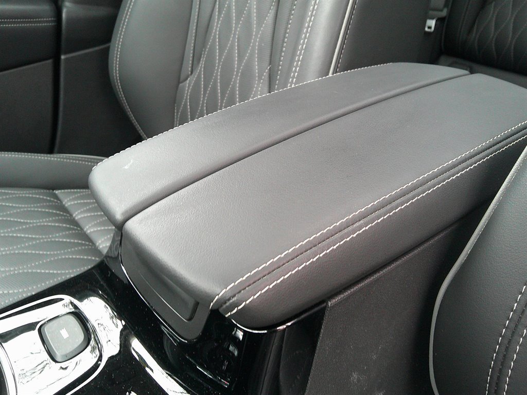 Used 2023 Buick Envision Avenir image 12