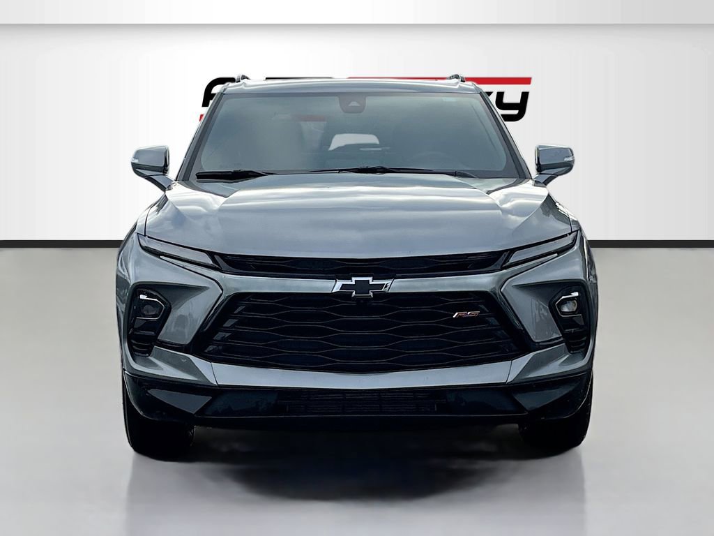 Used 2024 Chevrolet Blazer RS w/ Driver Confidence II Package image 2