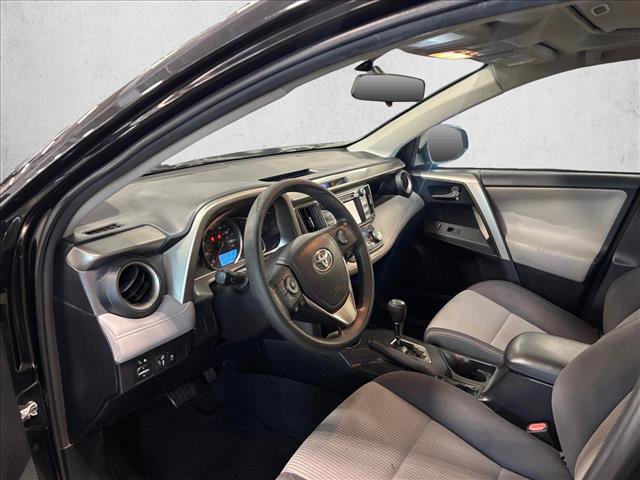 Used 2015 Toyota RAV4 XLE FWD image 6