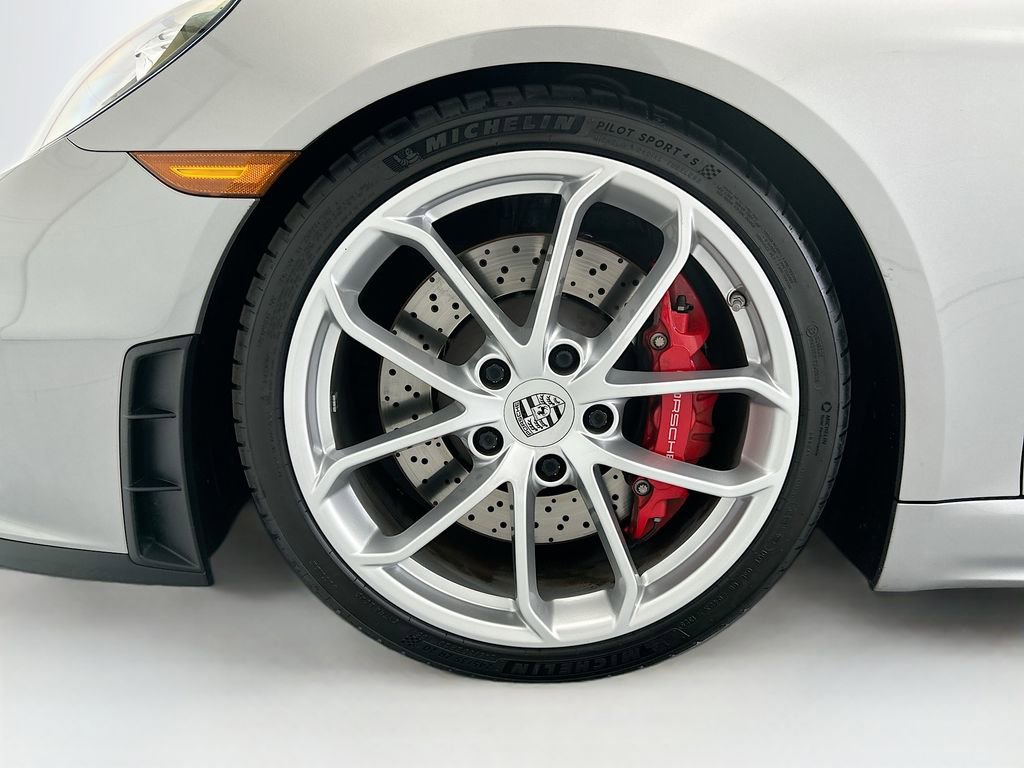 Used 2021 Porsche 718 Boxster Spyder RWD image 23