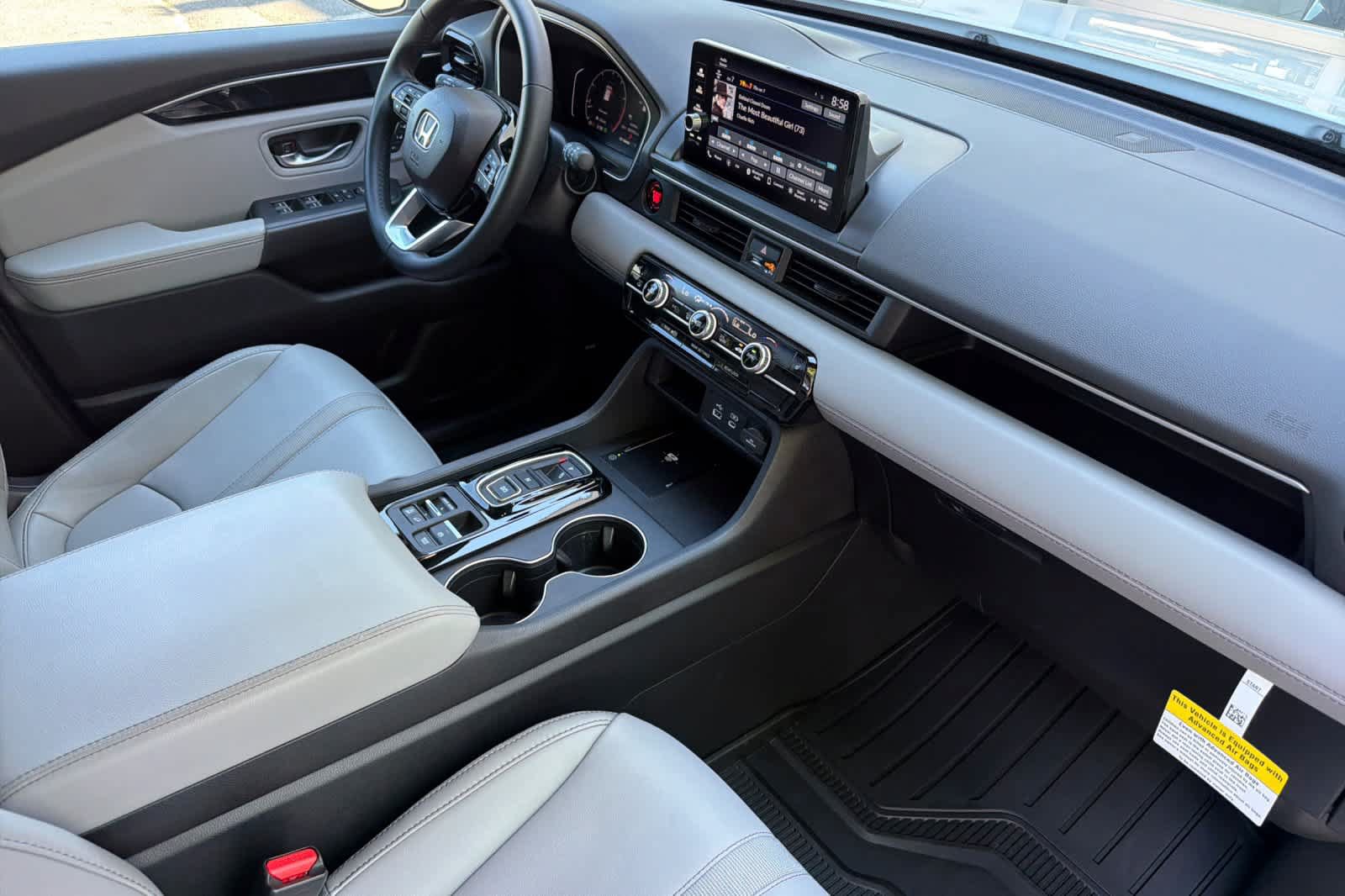 Used 2025 Honda Pilot EX-L image 19