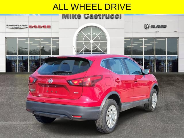 Used 2018 Nissan Rogue Sport S AWD/4WD image 4