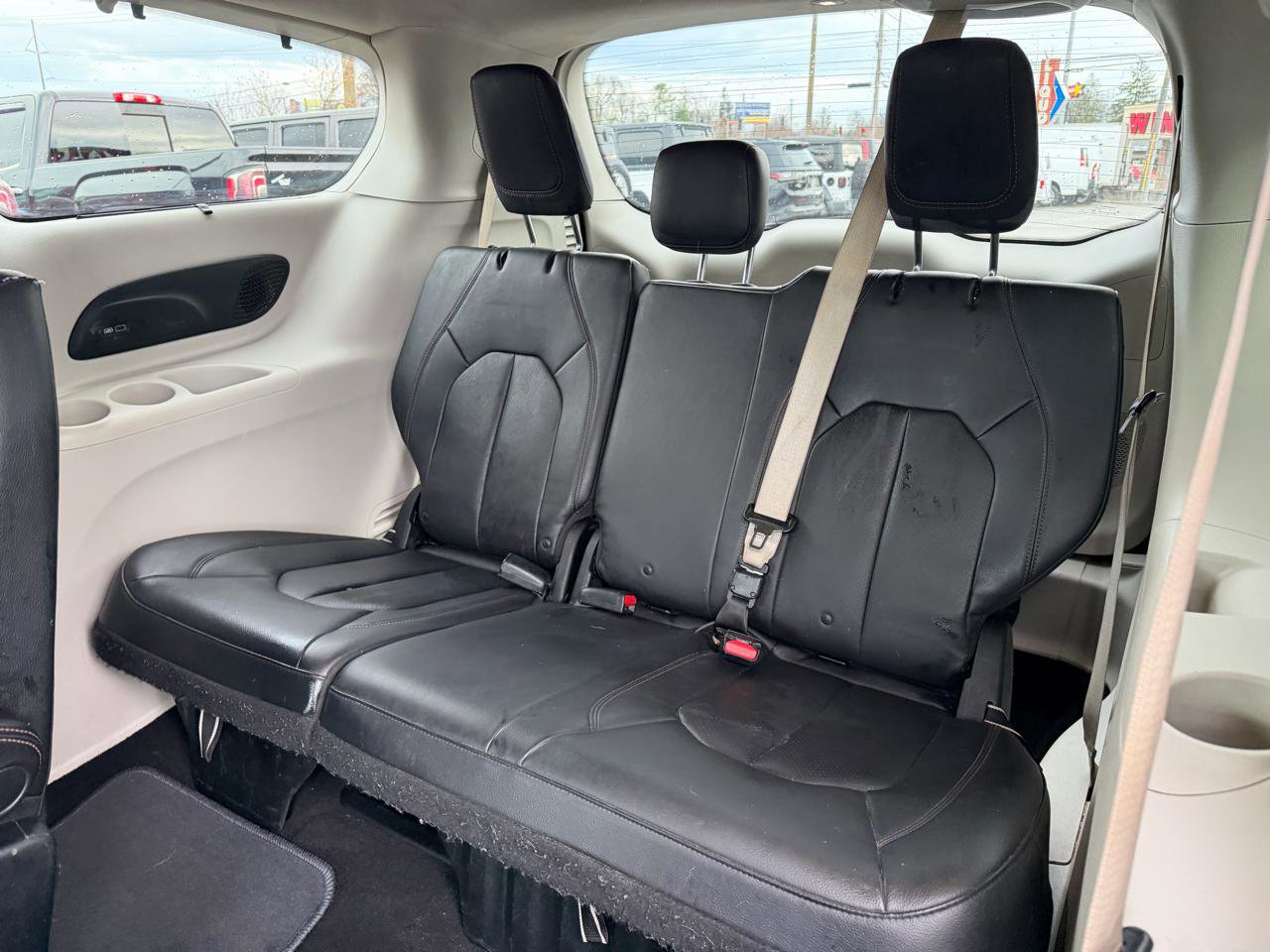 Used 2018 Chrysler Pacifica Touring-L Plus w/ Advanced Safetytec Group image 13