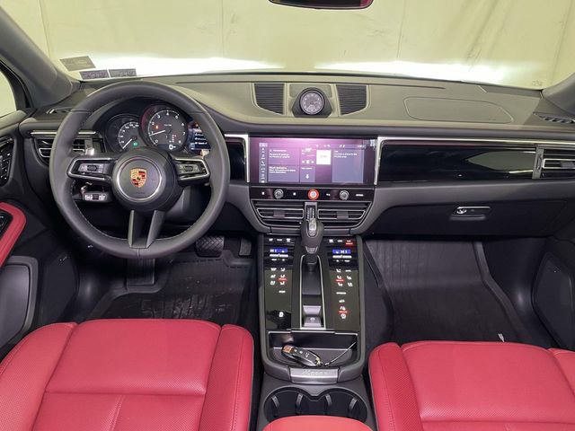 New 2026 Porsche Macan image 24
