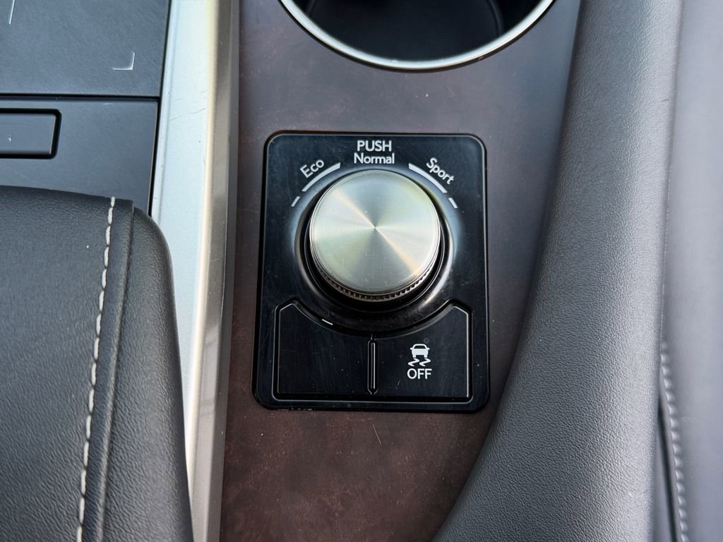 Certified 2022 Lexus RX 350 FWD w/ Premium Package image 29