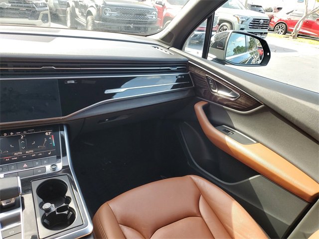 Used 2021 Audi Q7 2.0T Premium Plus w/ Premium Plus Package image 14