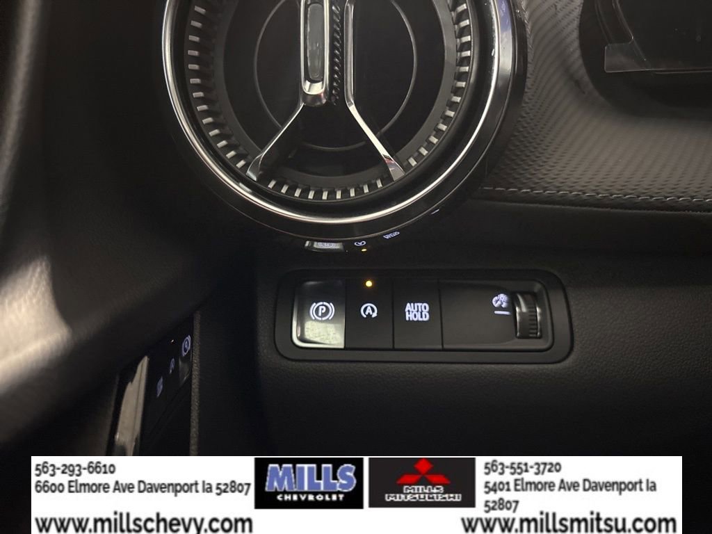 Used 2026 Chevrolet Equinox LT FWD image 24