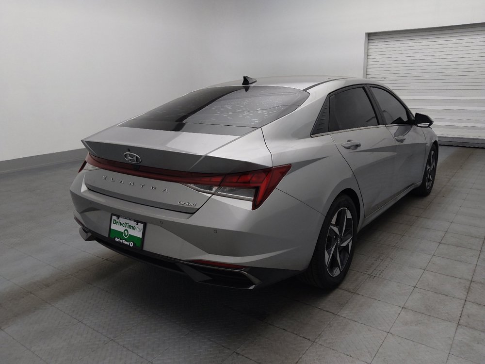 Used 2021 Hyundai Elantra Limited w/ Cargo Package FWD image 9
