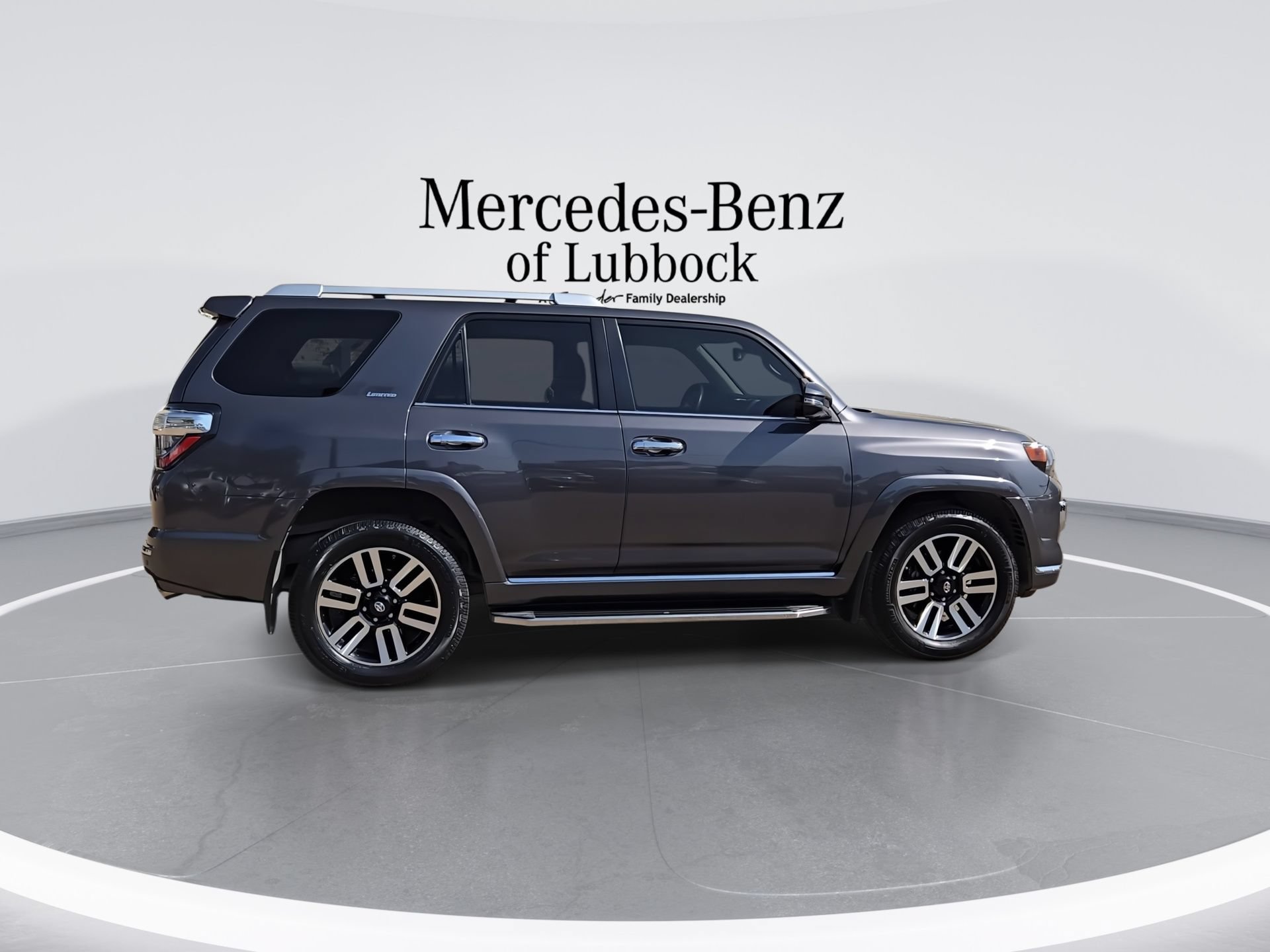 Used 2021 Toyota 4Runner Limited AWD/4WD image 9