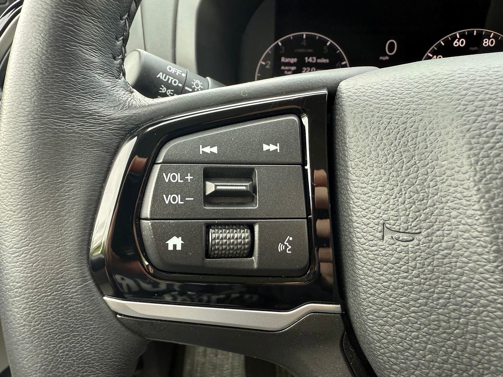 Used 2025 Honda Odyssey Elite image 42