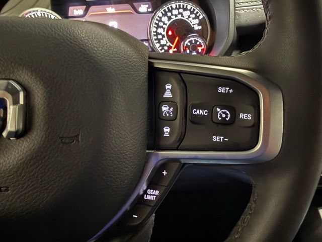 Used 2025 RAM 1500 Big Horn AWD/4WD image 24