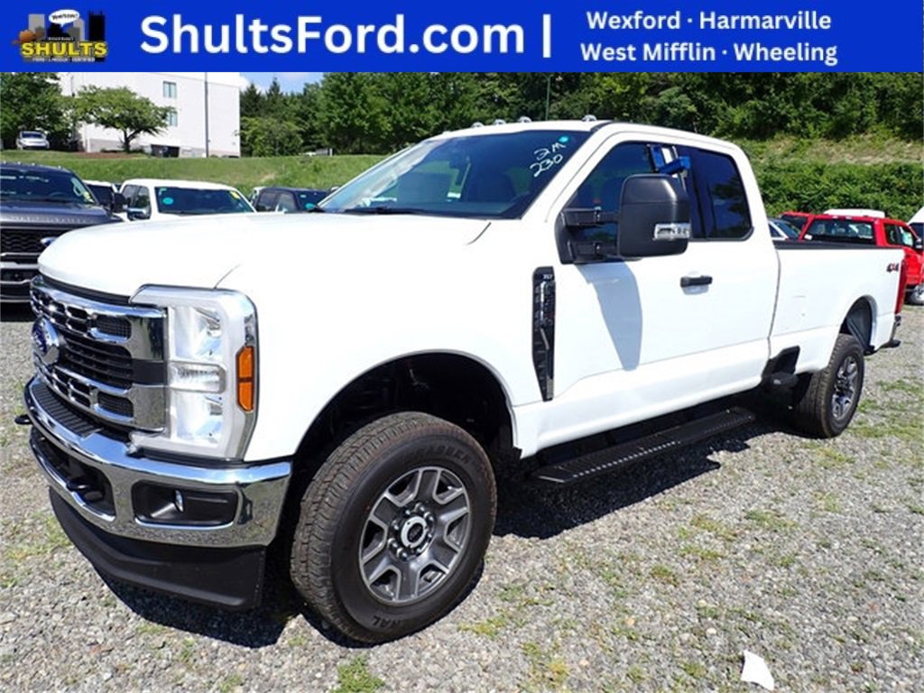 New 2025 Ford F350 XLT w/ Snow Plow Prep Package