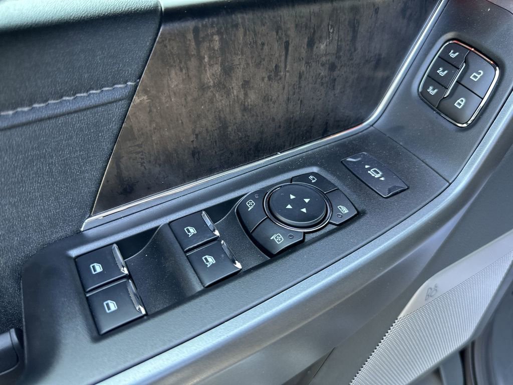 New 2025 Ford F350 Lariat image 5