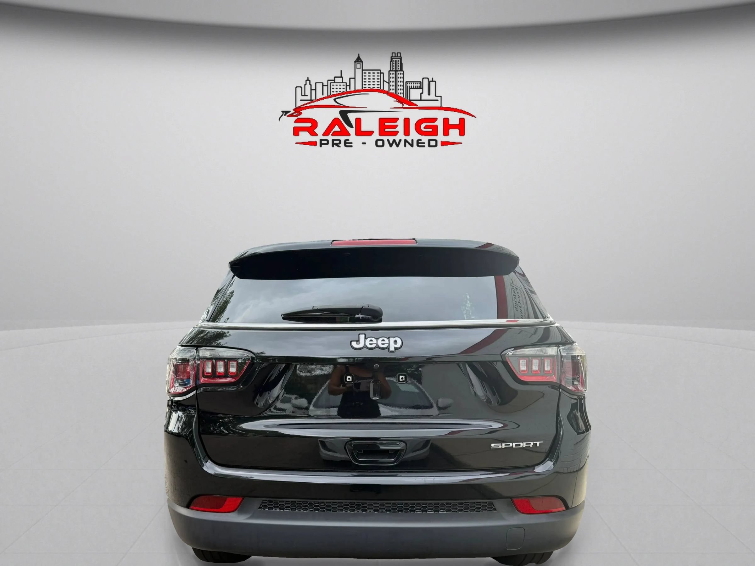 Used 2021 Jeep Compass Sport FWD image 6