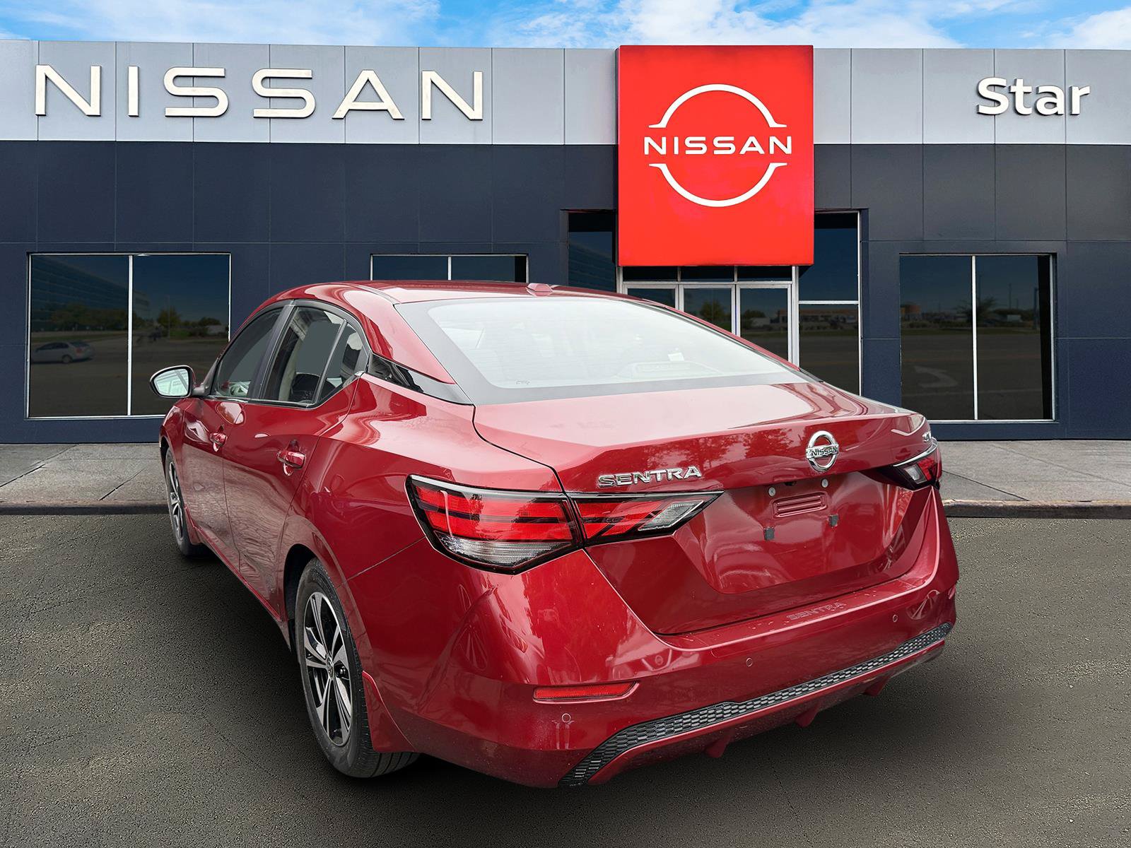Used 2023 Nissan Sentra SV FWD image 4