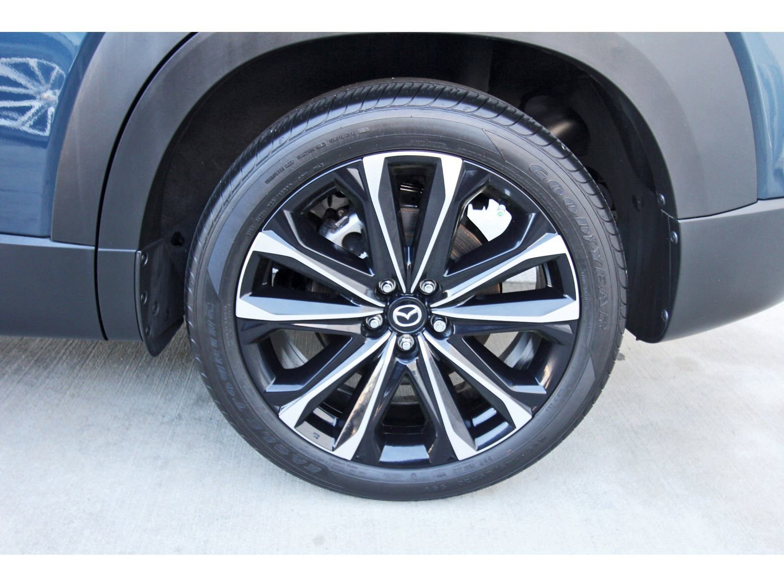 Used 2024 MAZDA CX-50 AWD 2.5 Turbo w/ Cargo Package image 32