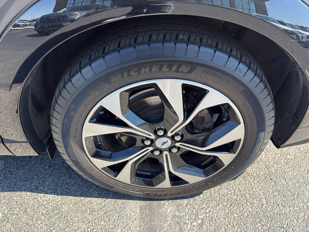 Used 2021 Ford Mustang Mach-E Premium image 9