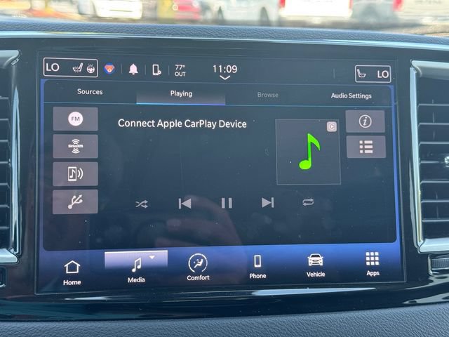 Certified 2024 Chrysler Pacifica Touring-L FWD image 31