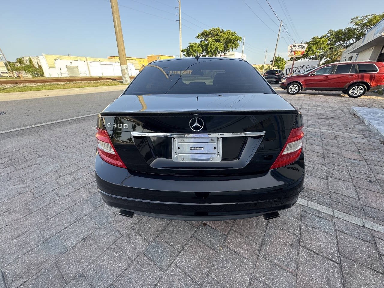 Used 2009 Mercedes-Benz C 300 Sedan image 9